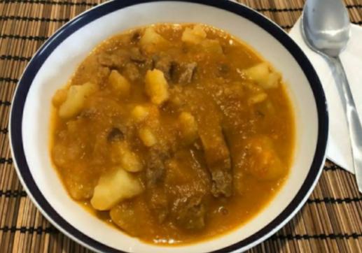 Rico guiso de patatas con seitán